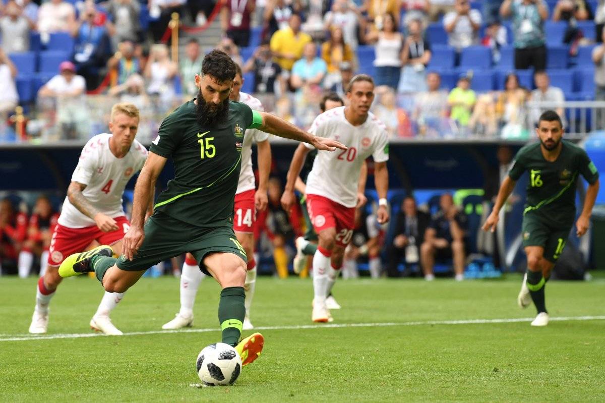 Mile Jedinak no falló desde los doce pasos / imagen: Getty Images