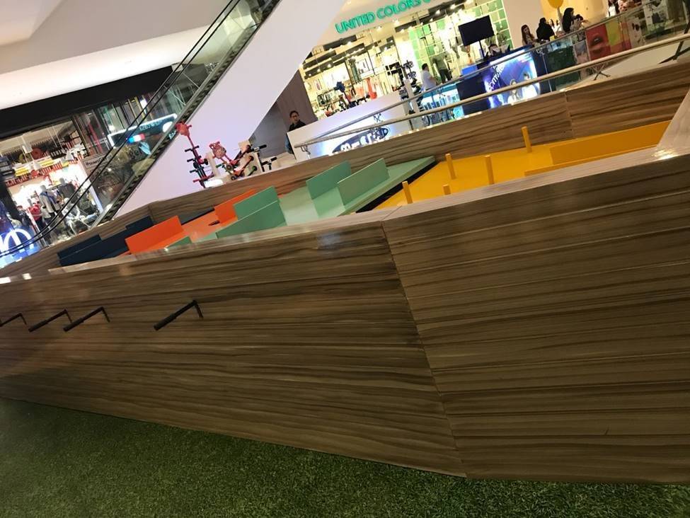 Oakland Mall