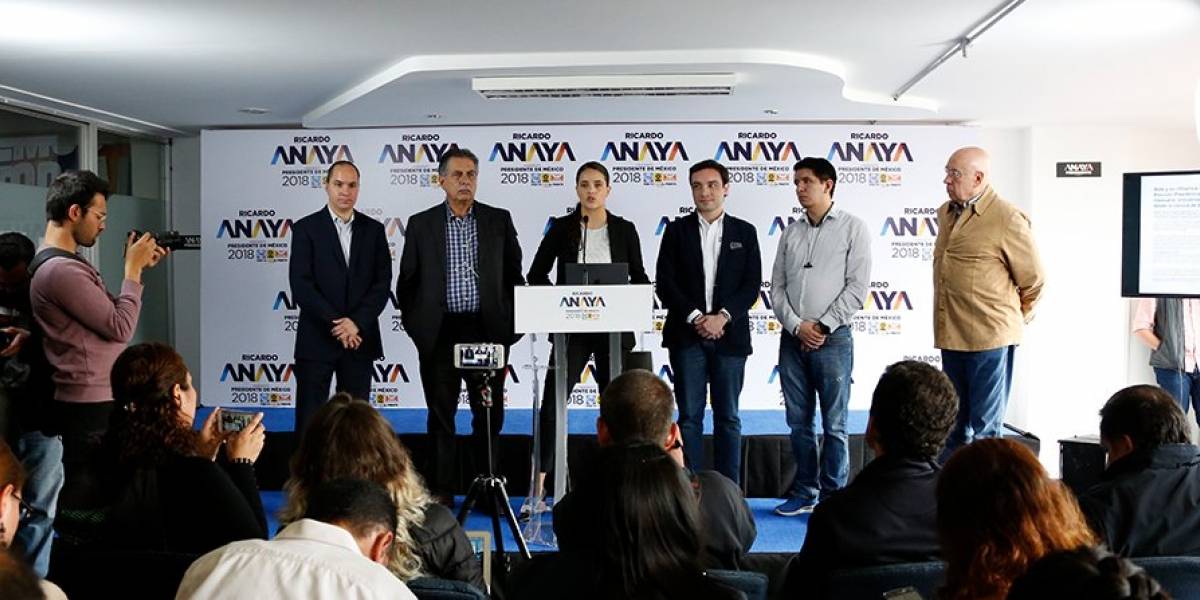 México: Denuncian que partido político de AMLO gasta millones de pesos en "bots"