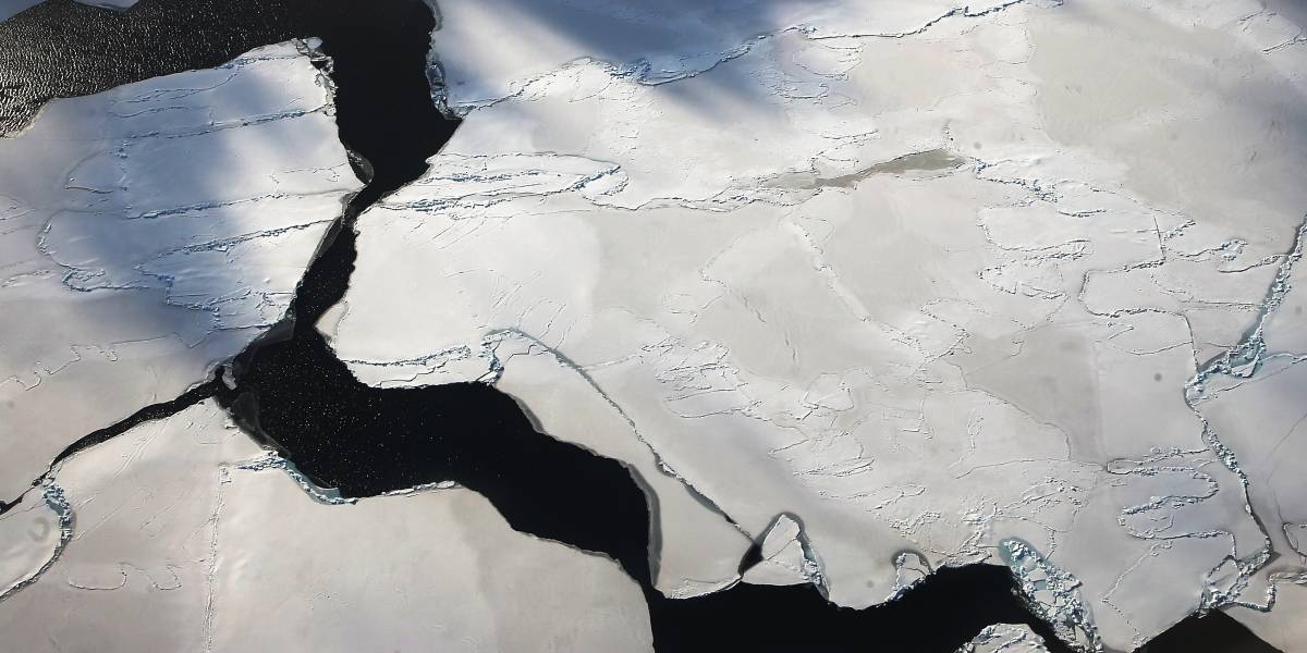 Cambios naturales en el suelo océanico de la Antártida reducidirían ligeramente el deshielo de los glaciares