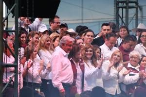 https://www.publimetro.com.mx/mx/noticias/2018/06/24/lopez-obrador-cierra-campana-guadalajara.html