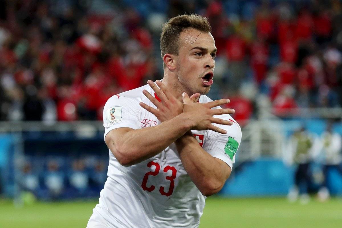 Shaqiri celebró con todo su gol frente a Serbia / imagen: Getty Images