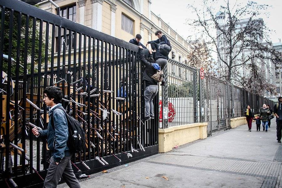 Toma del Instituto Nacional
