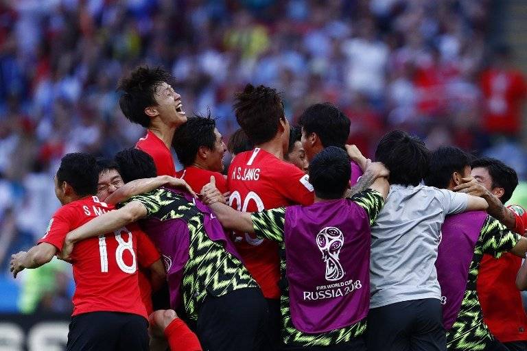 Efusiva fue la celebración de los coreanos tras eliminar a Alemania
