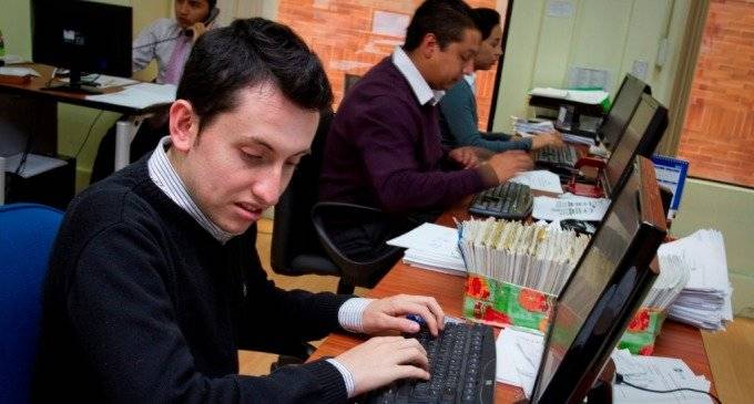 funcionarios públicos