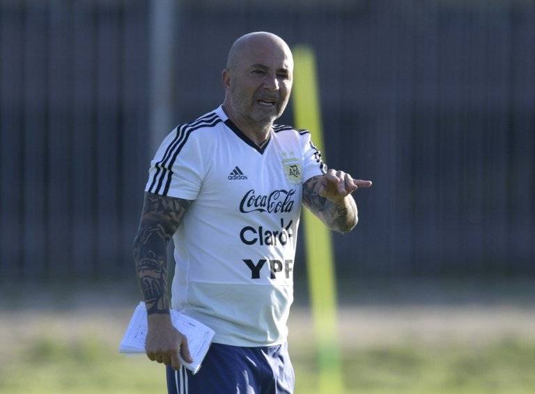 Sampaoli dirige una práctica de Argentina