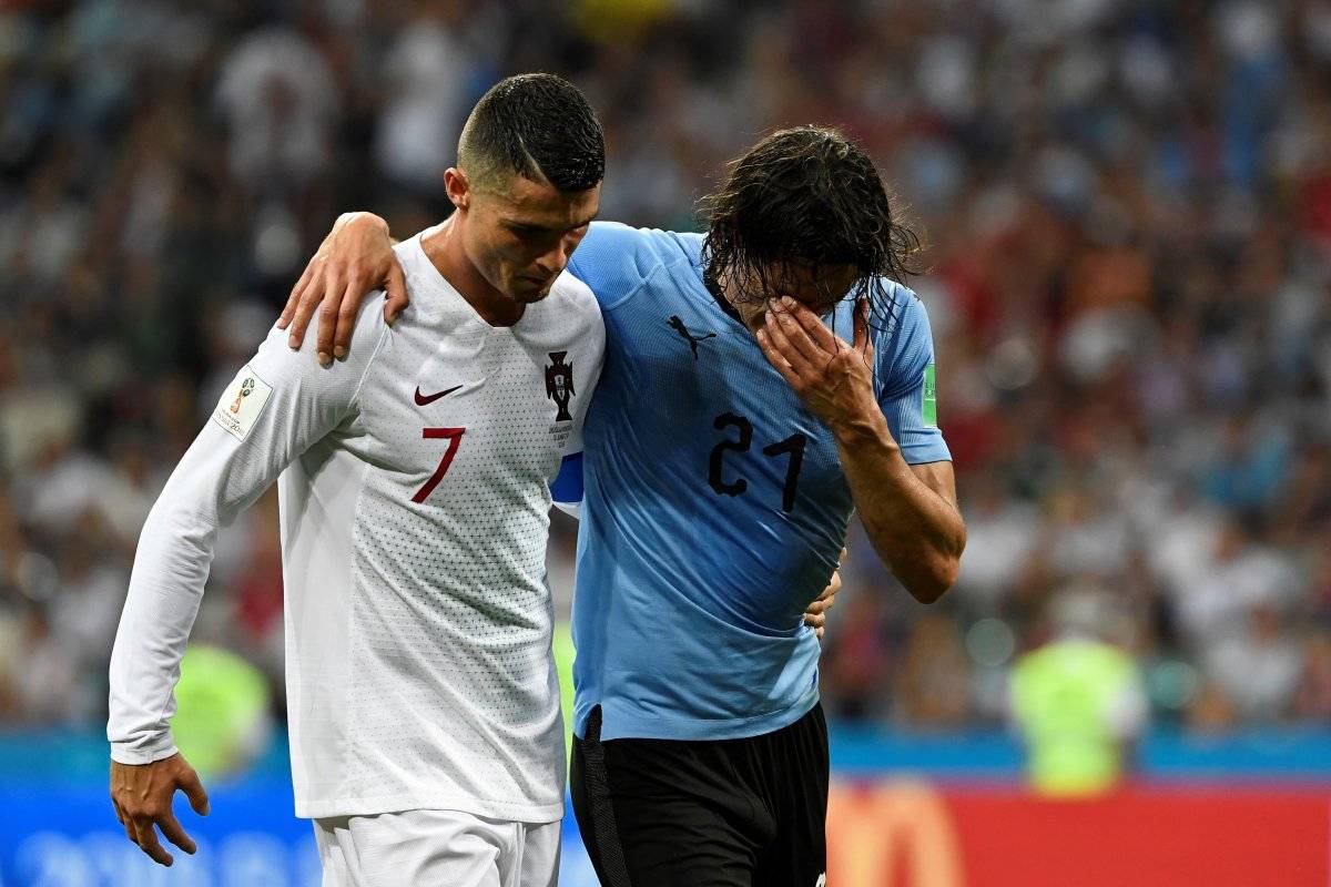 Ronaldo ayudó al goleador a salir cuando se lesionó
