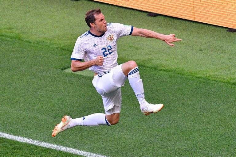 Artem Dzyuba celebra su anotación