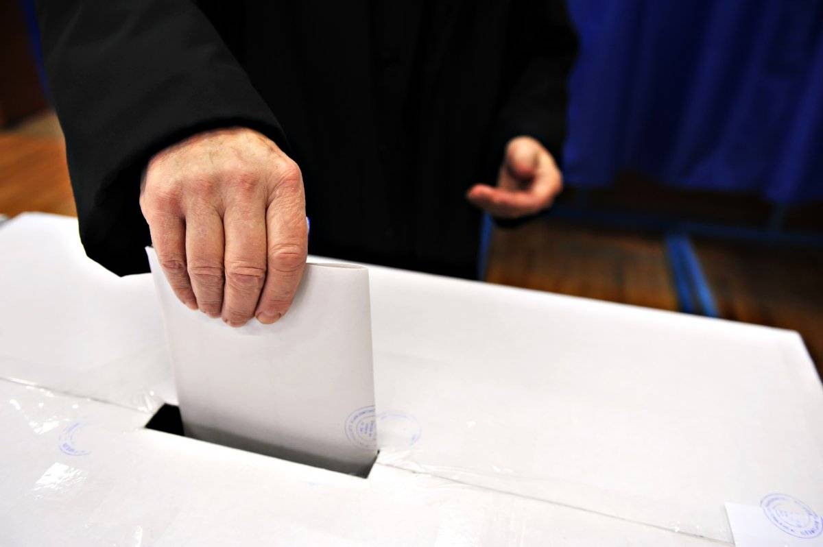 Pulgar elecciones