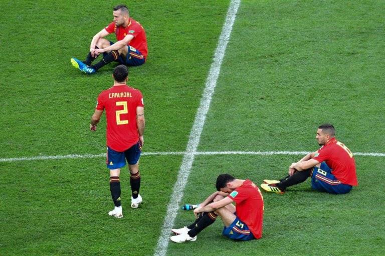 El desconsuelo en los jugadores españoles tras la eliminación fue evidente