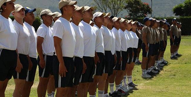 aspirantes aduana del ecuador