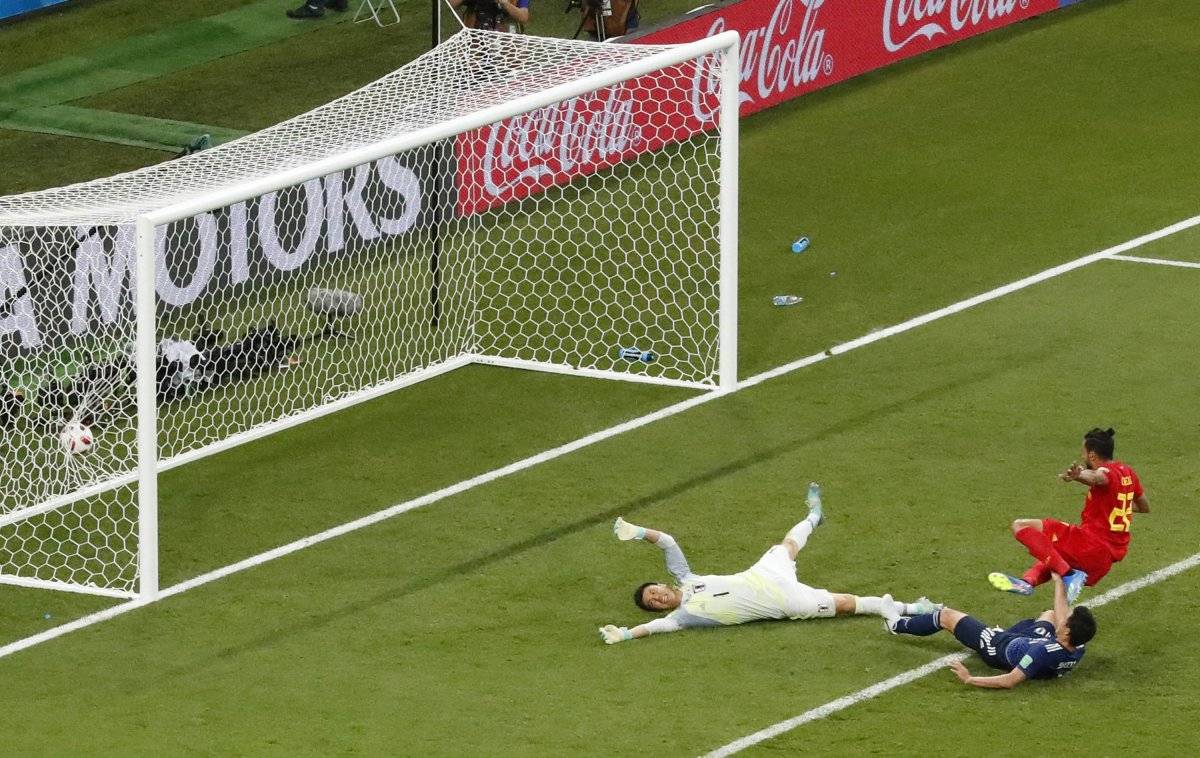 Chadli marcó el gol del pase