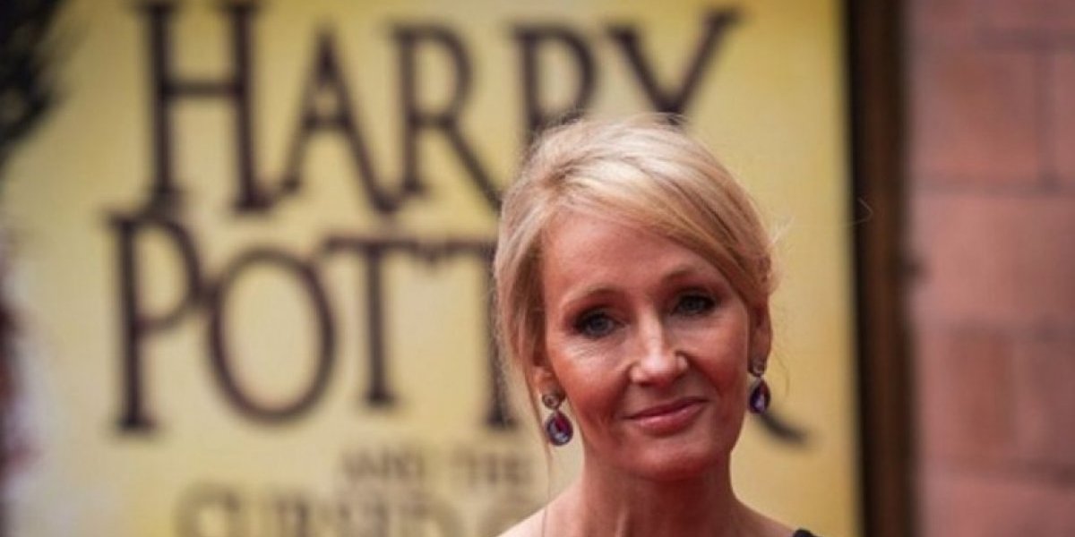J.K. Rowling se burla del error ortográfico de Trump