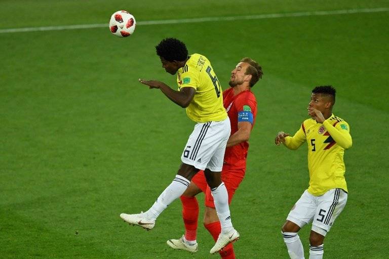 Momento en que Sánchez provoca el penal