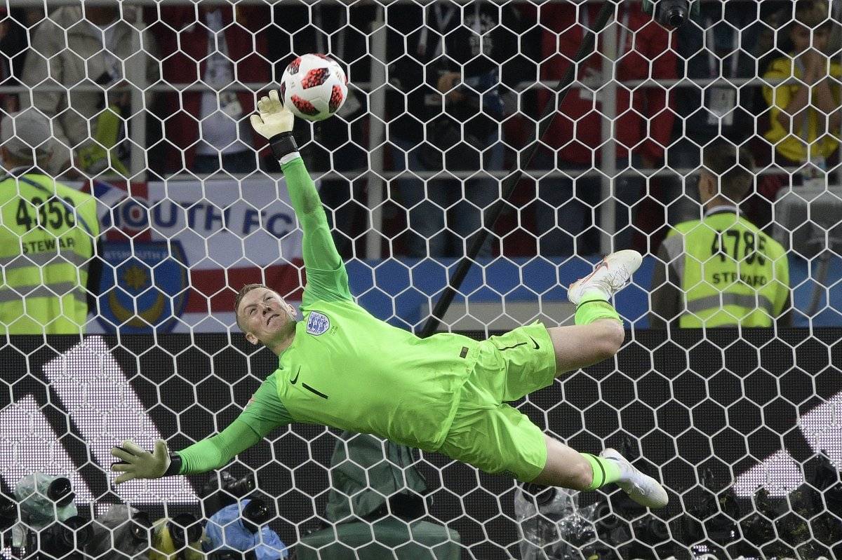 Jordan Pickford le atajó el penalti a Bacca