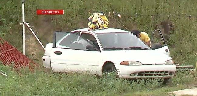 Vehículo donde se encontraba el hombre muerto junto a sus dos hijos