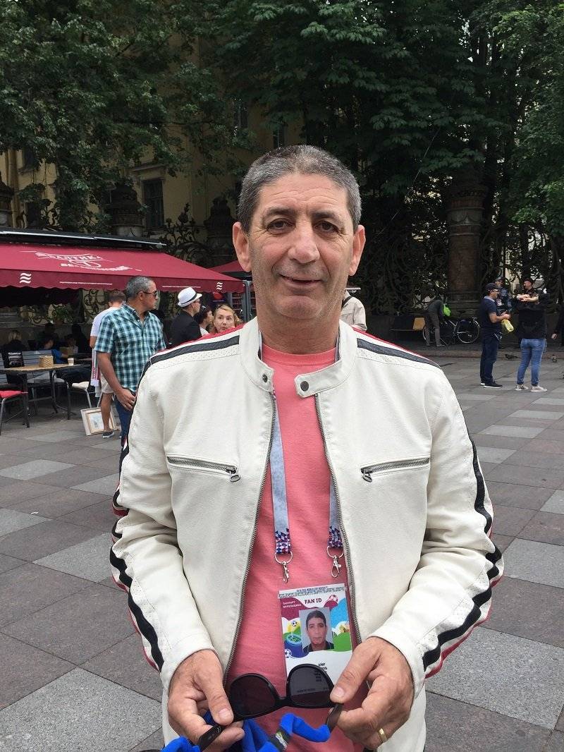 Samuel Aguiar profesor de 55 años de Brasil