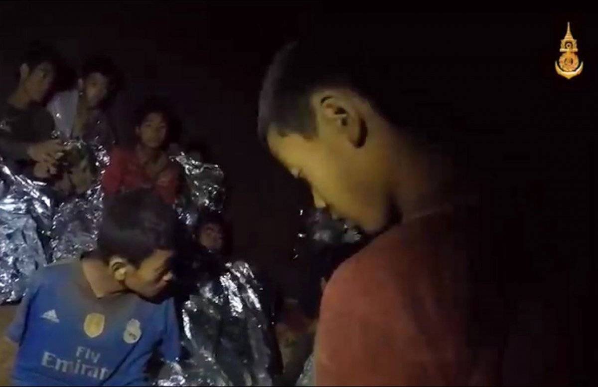 Niños atrapados Tailandia