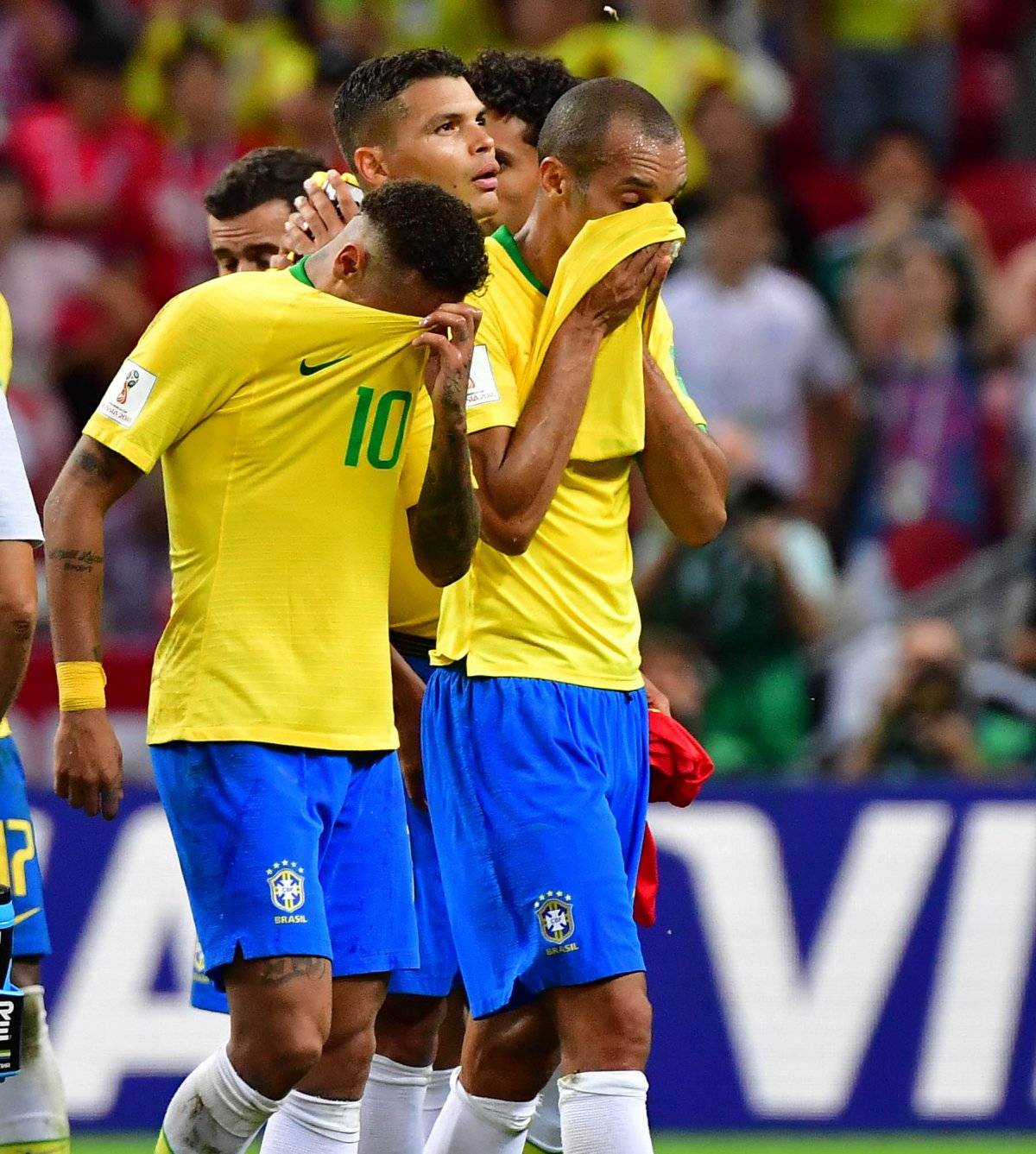 Neymar salió frustrado junto con sus compañeros