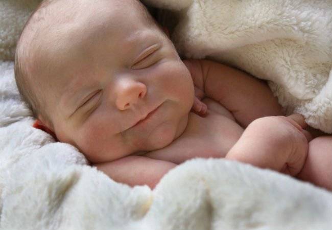Bebe nacimiento