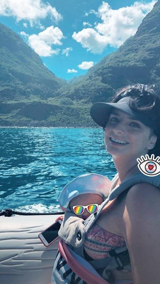 Aislinn Derbez