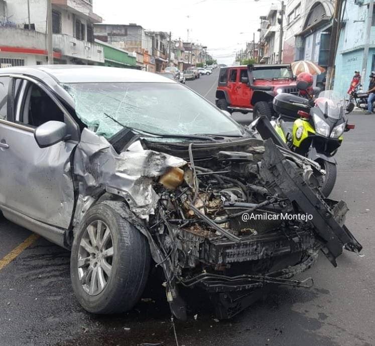 triple colisión en La Reformita, zona 12