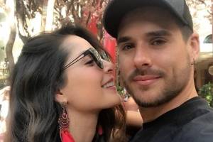 Acusan a novio de Carmen Villalobos de serle infiel