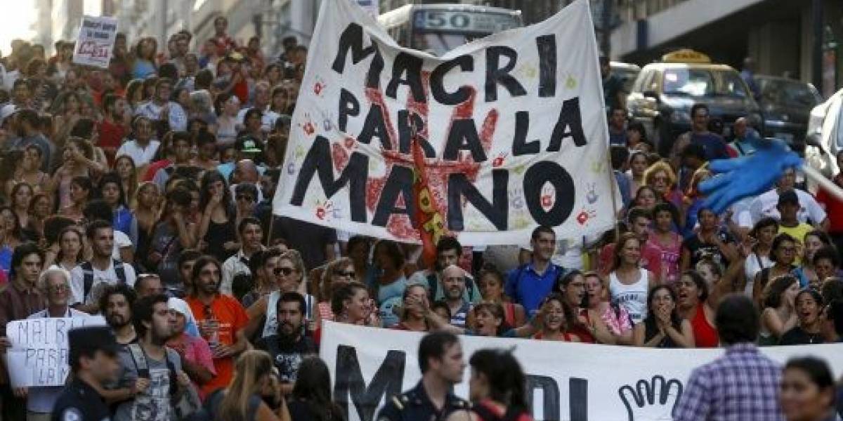 Trueque 2.0: Argentinos recurren a redes sociales para capear la crisis económica