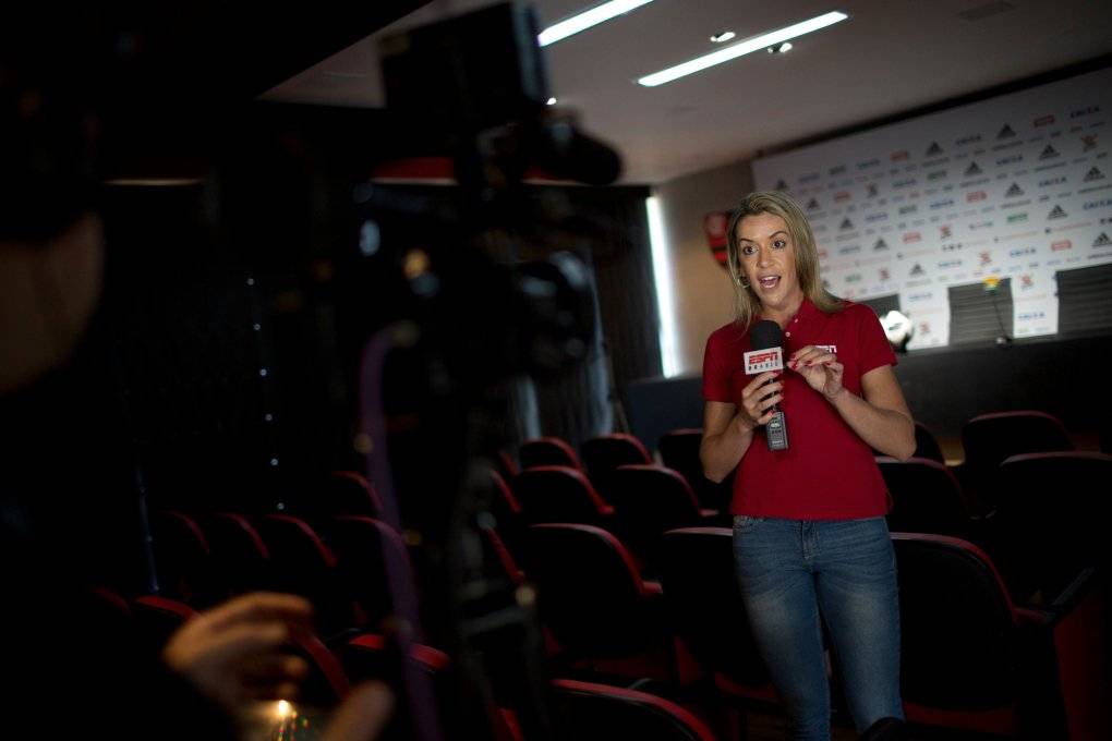 Gabriela Moreira, periodista de ESPN que forma parte del #DeixaElaTrabalhar / Foto: AP