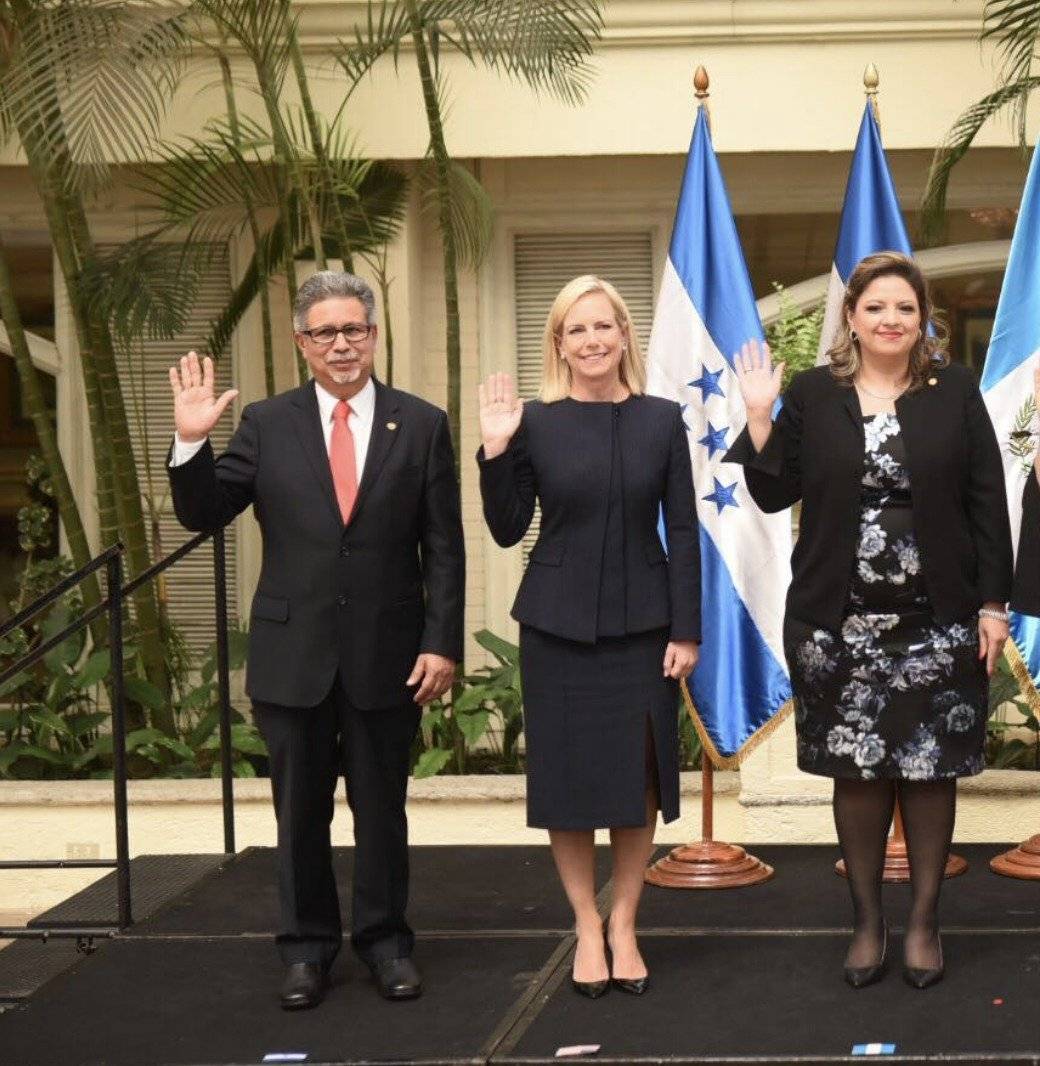 Carlos Castañeda, canciller de El Salvador