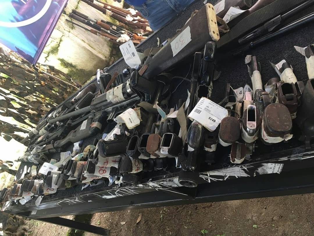 Ejército destruye armas decomisadas
