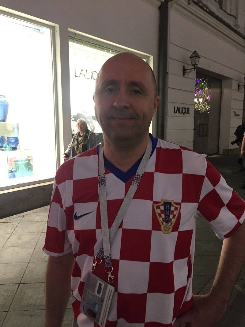 “Nuestro equipo no jugó bien en la primera parte contra Inglaterra, pero luego se armaron y dieron la vuelta al partido. Espero que continúen haciéndolo”. Si Croacia gana el Mundial: “Hubo sismos en Croacia cuando llegamos a la final. Imagínate lo que su