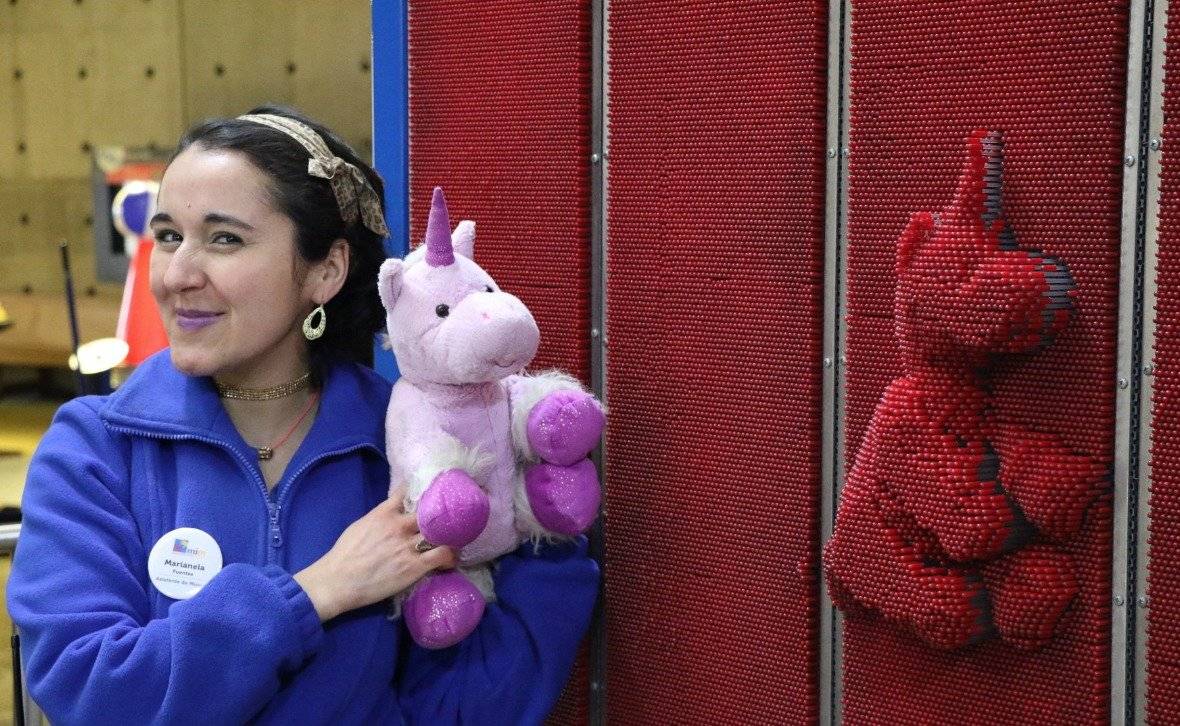 unicornio de peluche