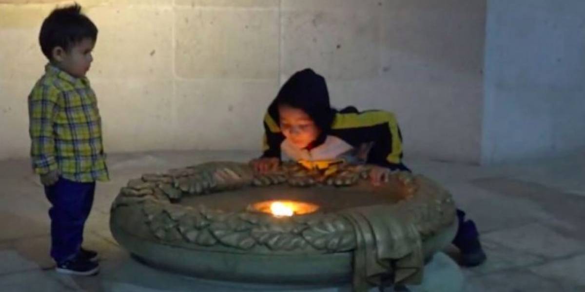 En México, un niño apagó un fuego histórico que ardía desde hace 200 años