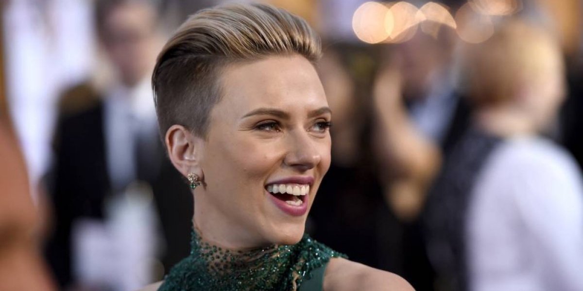 Scarlett Johansson se retira de una película sobre un transgénero