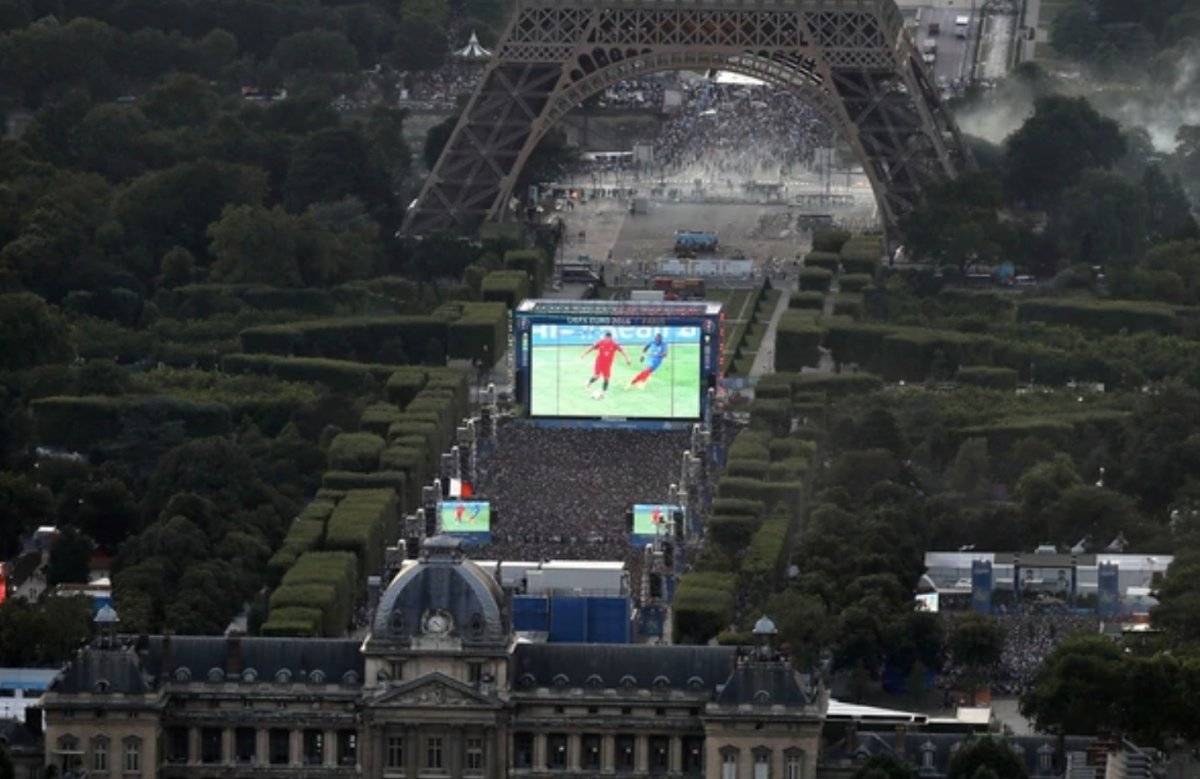 Transmisión desde la torre Eiffel