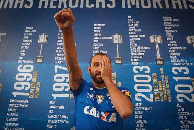 Al debut de Hernán Barcos con el Cruzeiro solo le faltó el gol Al debut de Hernán Barcos con el Cruzeiro solo le faltó el gol