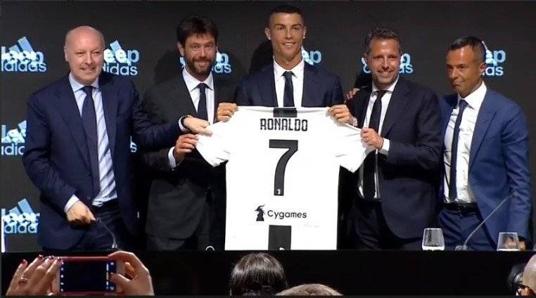 presentacioncristianoronaldojuventus16julio2018-9cd24cd2a1a22b1ed989aac8195b92a4.jpg