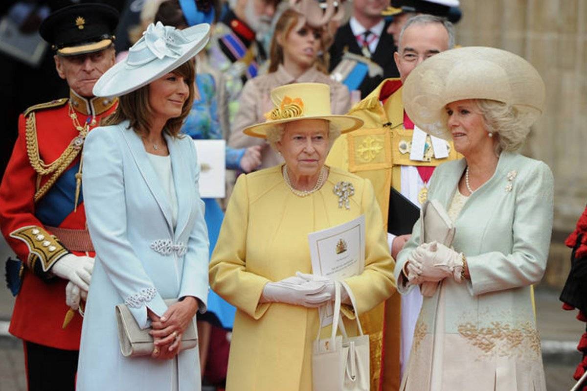 reina y camilla