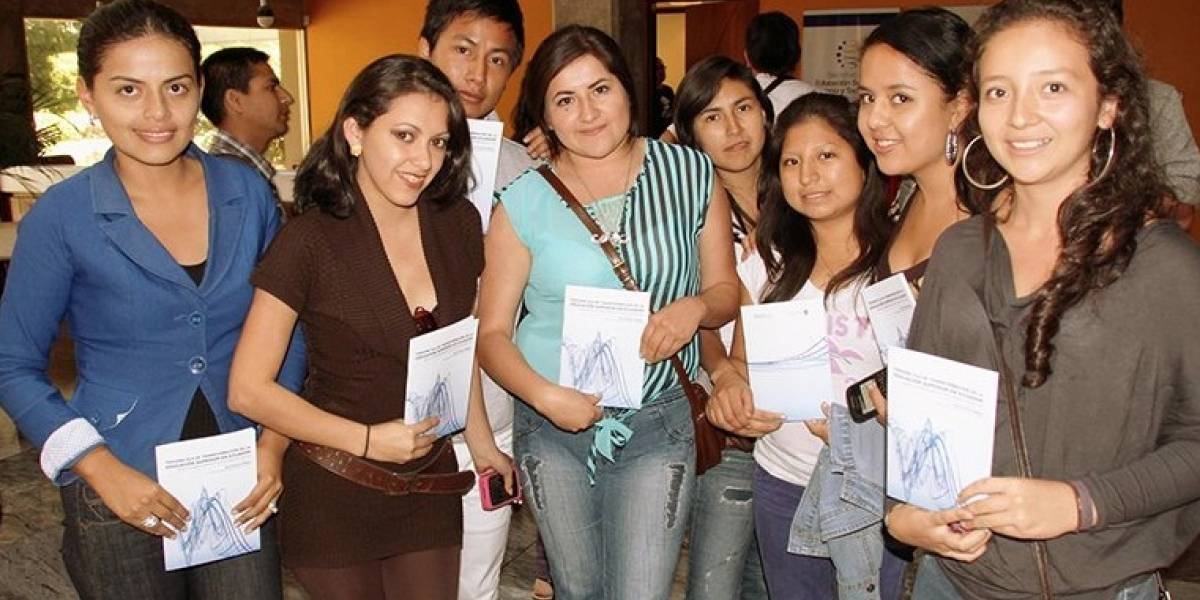 Requisitos para obtener una beca de la Senescyt