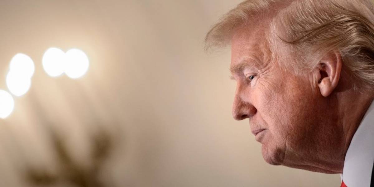 Trump señala de 'inaudito' y 'quizás ilegal' que abogado le grabase