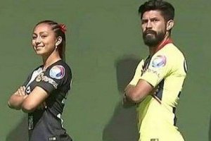 Oribe Peralta tuvo una erección en la presentación del uniforme del América