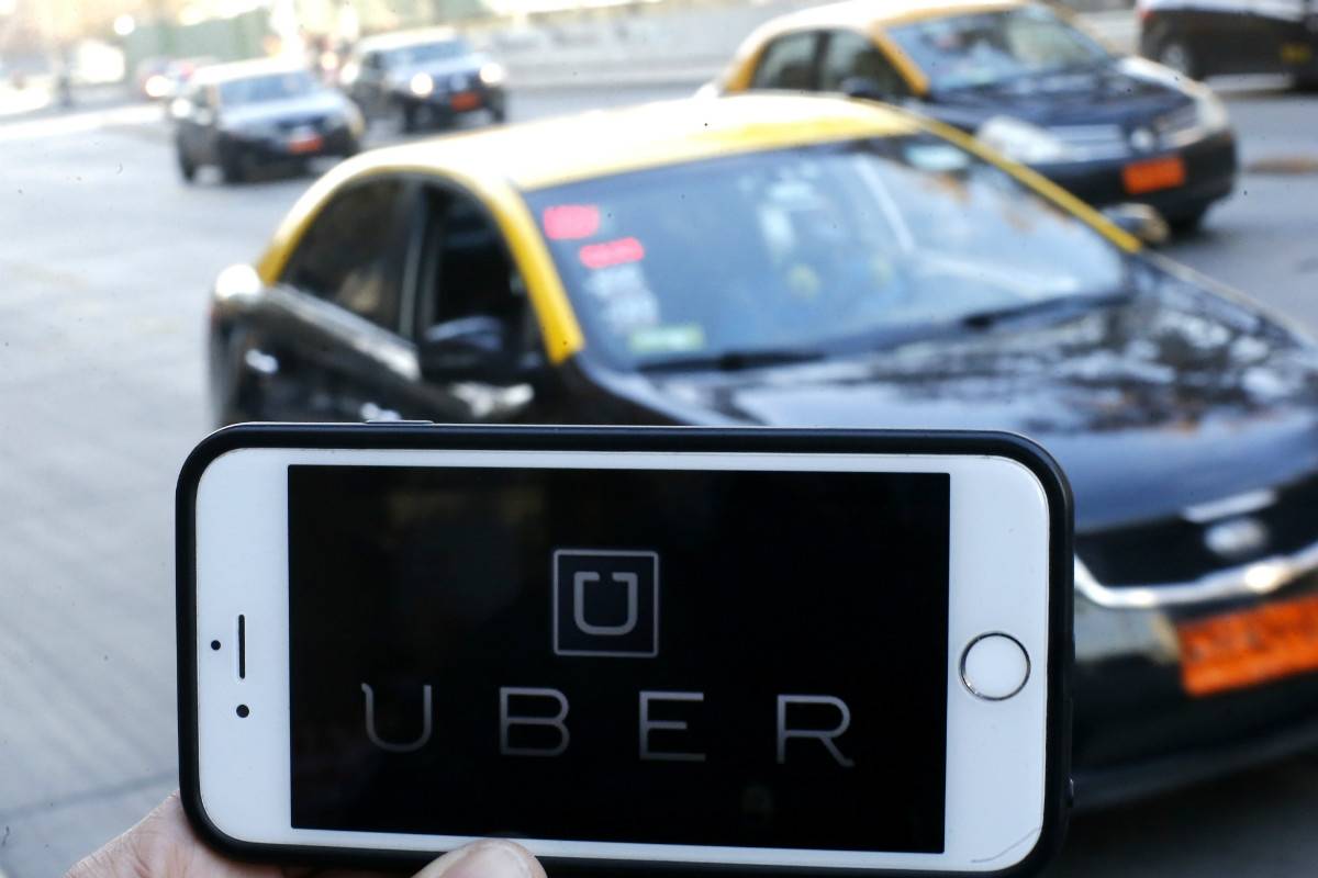 ¿En qué consiste la nueva "Ley Uber" que propone el gobierno