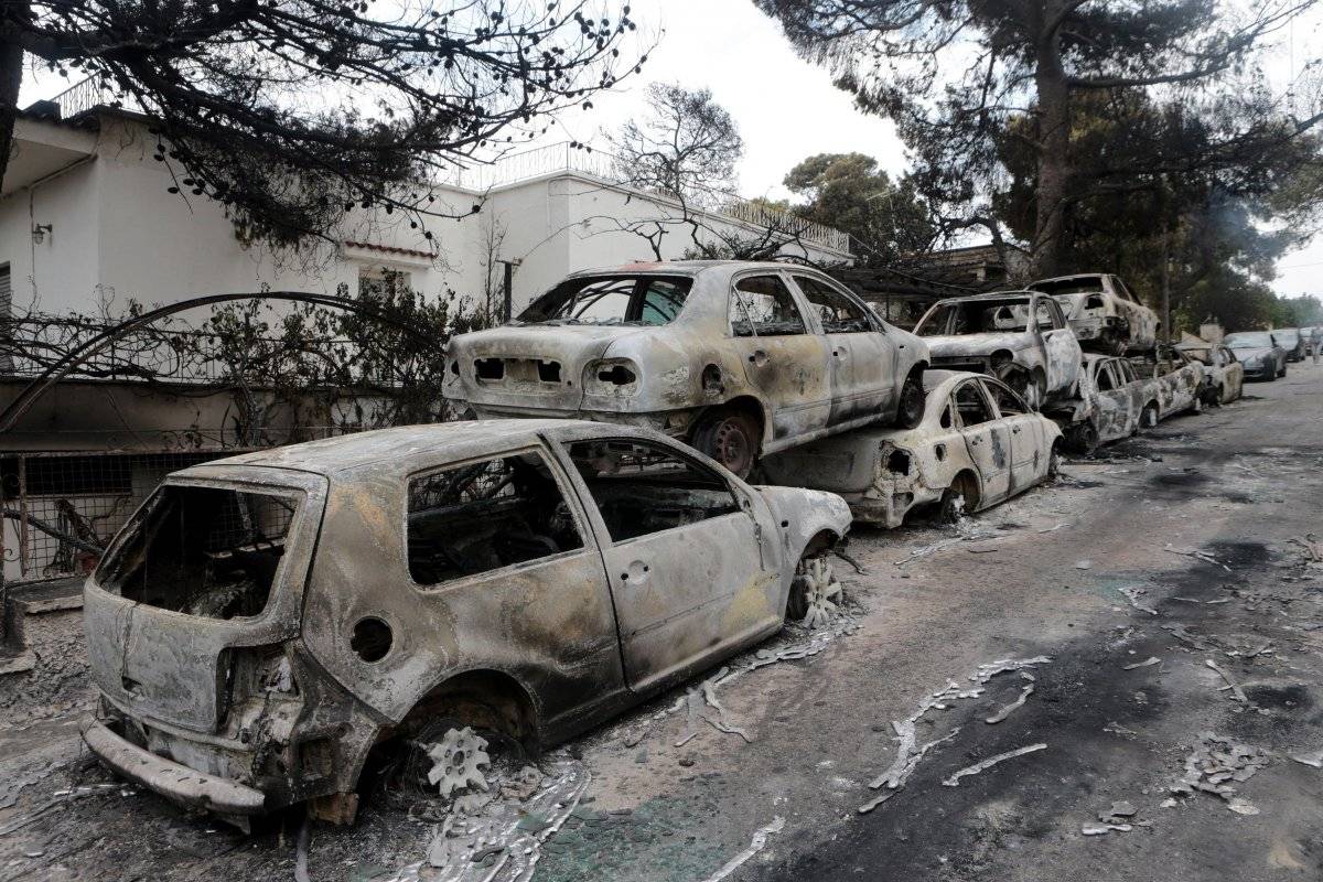 Incendio en Grecia: Encontraron cuerpos calcinados abrazados entre sí (IMPACTANTES FOTOS)