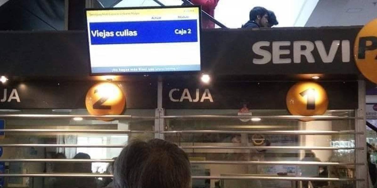 Servipag tuvo que explicar el "viejas cu..." que apareció en pantallas de atención