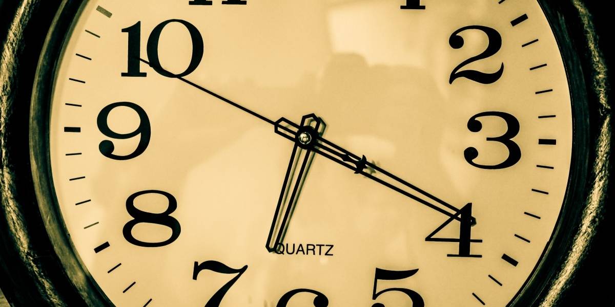 Cambio a la hora de verano en Chile: ¿Cuándo y qué se hace?