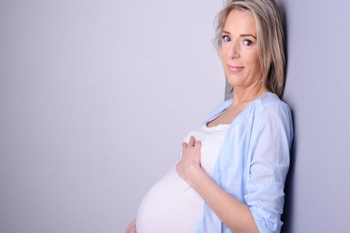 Mujer embarazo edad