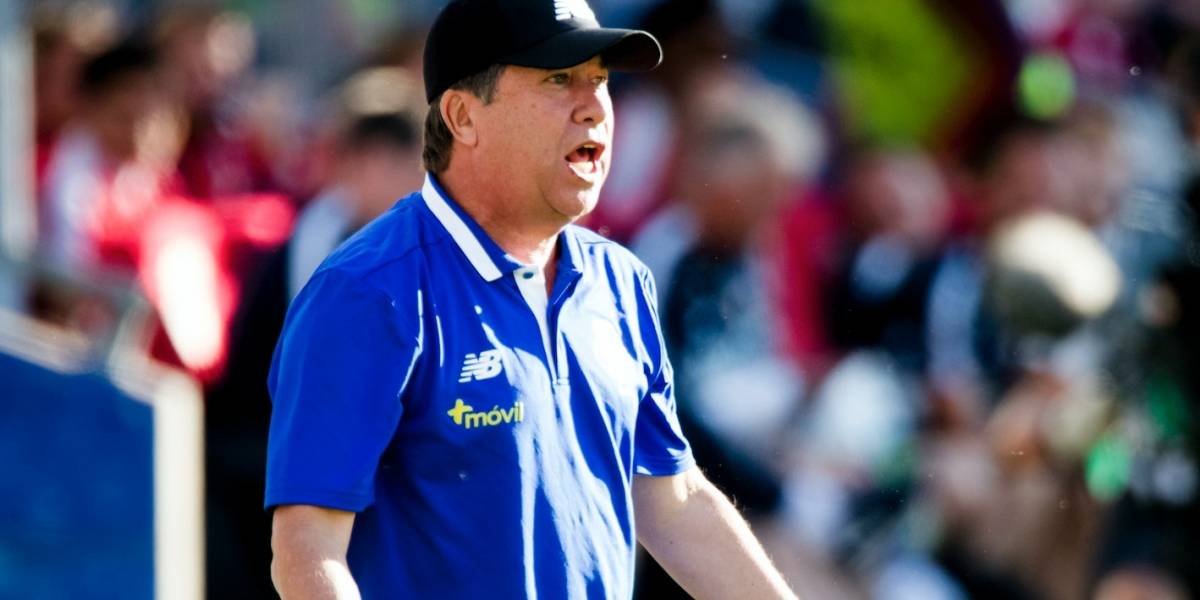 La selección de Ecuador vuelve a confiar en el ‘Bolillo’ Gómez
