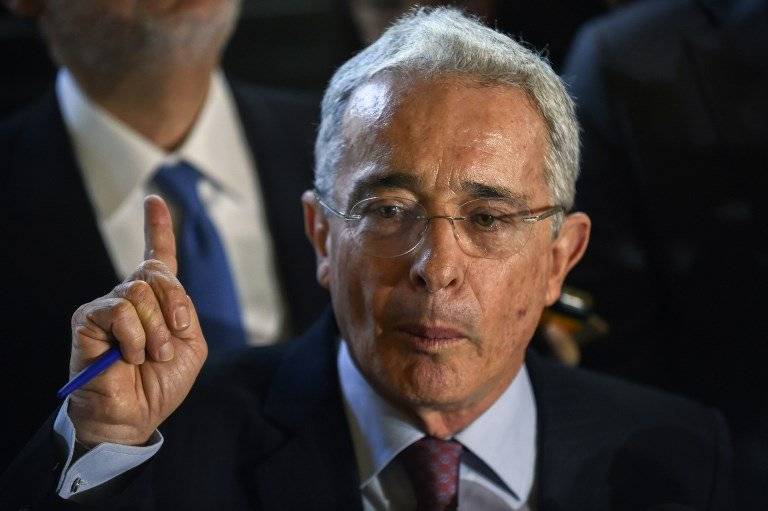 Álvaro Uribe