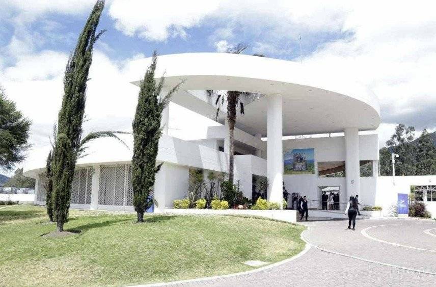 Exteriores de la Secretaría Nacional de Inteligencia (Senain)